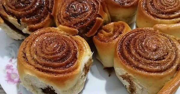 Haşhaşlı Cevizli Rulo Çörek Tarifi